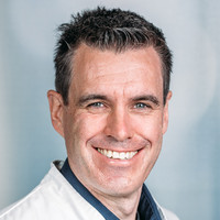Porträt Prof. Dr. med. Daniel Chappell, Chefarzt Anästhesiologie und Intensivmedizin, Klinikum Frankfurt Höchst
