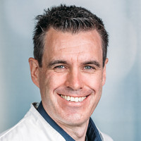 Porträt Prof. Dr. med. Daniel Chappell, Chefarzt Klinik für Anästhesiologie und Intensivmedizin, varisano Klinikum Frankfurt Höchst