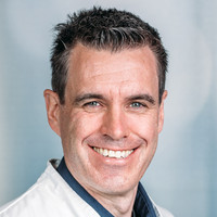 Porträt Prof. Dr. med. Daniel Chappell, Chefarzt Klinik für Anästhesiologie und Intensivmedizin, varisano Klinikum Frankfurt Höchst