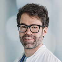 Portrait Dr. med. Matthias Seidel, Chefarzt Zentrale Notaufnahme, varisano Klinikum Frankfurt Höchst