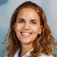 Porträtbild Dr. med. Rika Bettzieche, Oberärztin der Kardiologie, varisano Klinikum Frankfurt Höchst