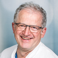 Porträt Dr. med. Franz Lindenberg, Oberarzt Anästhesiologie und Intensivmedizin, Klinikum Frankfurt Höchst
