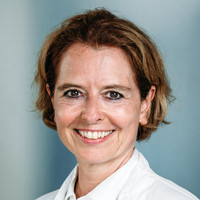 Porträt Dr. med. Sanja Schmeck, Oberärztin Pathologie, Klinikum Frankfurt Höchst