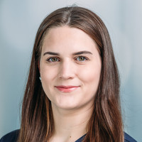 Porträt Lara Meister, Stationsleitung A44, varisano Klinikum Frankfurt Höchst