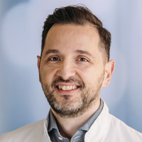 Portrait PD Dr. med. Boris Rudic, Sektionsleiter Elektrophysiologie, varisano Klinikum Frankfurt Höchst