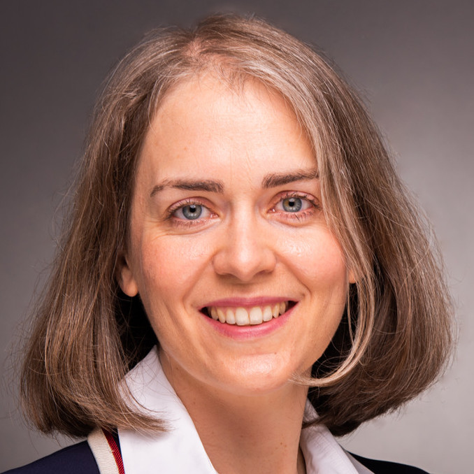 Porträt Prof. Dr. rer. physiol. Dr. habil. Martina Hahn, Leitung Fachbereich Klinische Pharmazie, Klinikum Frankfurt Höchst