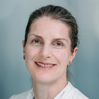 Porträt Dr. med. Sophie-Christine Richter, Oberärztin Nephrologie, Klinik für Innere Medizin 1 (Kardiologie), varisano Klinikum Frankfurt Höchst