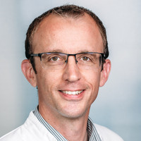 Porträt PD Dr. med. Alexander Jabs, Geschäftsführender Oberarzt Innere Medizin 1 (Kardiologie), Klinikum Frankfurt Höchst