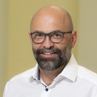 Porträt Christof Reinmüller, Leitung Bildungszentrum, Kliniken Frankfurt-Main-Taunus