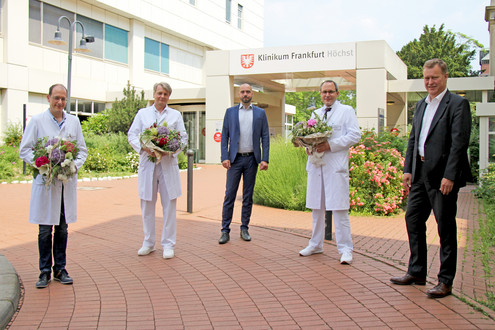 Gruppenbild der neugewählten Ärztlichen Direktoren mit den beiden Geschäftsführern des Klinikums Frankfurt Höchst