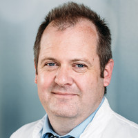Porträt PD Dr. med. Frank Bergmann, Chefarzt Institut für Pathologie, varisano Klinikum Frankfurt Höchst