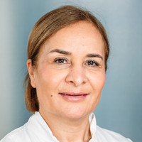 Porträt Dr. med. Swita Nasim, Oberärztin Klinik für Allgemein-, Viszeral-, Gefäß- und Thoraxchirurgie, varisano Klinikum Frankfurt Höchst