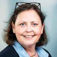 Porträt Prof. Dr. med. Sibylle C. Roll, Chefärztin Klinik für psychische Gesundheit, varisano Klinikum Frankfurt Höchst