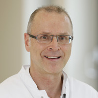 Dr. med. Frank Baumeister