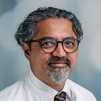 Porträt Prof. Dr. med. Kartik Krishnan, Klinik für Neurochirurgie, varisano Klinikum Frankfurt Höchst