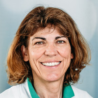 Porträt Dr. med. Bettine Overbeck, Oberärztin Klinik für Radiologie, Neuroradiologie und Nuklearmedizin, varisano Klinikum Frankfurt Höchst