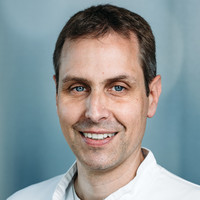 Porträt Dr. med. Bernd Wagner, Oberarzt Innere Medizin 2 (Gastroenterologie und interventionelle Endoskopie), Klinikum Frankfurt Höchst