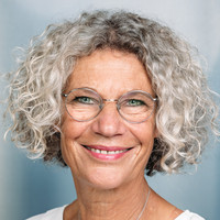 Porträt Britta Hieby, Kunsttherapeutin, Klinikum Frankfurt Höchst