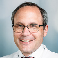 Porträt Prof. Dr. med. Hendrik Manner, Chefarzt Innere Medizin 2 (Gastroenterologie und interventionelle Endoskopie), Klinikum Frankfurt Höchst