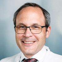 Porträt Prof. Dr. med. Hendrik Manner, Chefarzt Innere Medizin 2 (Gastroenterologie und interventionelle Endoskopie), Klinikum Frankfurt Höchst