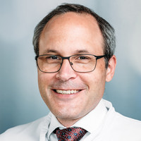 Porträt Prof. Dr. med. Hendrik Manner, Chefarzt Klinik für Innere Medizin 2 (Gastroenterologie und interventionelle Endoskopie), varisano Klinikum Frankfurt Höchst