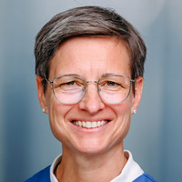Porträt Cordula Nierhaus, Stillberaterin Klinik für Gynäkologie und Geburtshilfe, varisano Klinikum Frankfurt Höchst