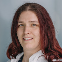 Portrait Katharina Holst, Fachärztin der Klinik für Innere Medizin 3 (Hämatologie, Onkologie, Palliativmedizin), varisano Klinikum Frankfurt Höchst
