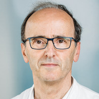 Porträt Dr. med. Oliver Michel, Leitender Oberarzt Neurologie, Klinikum Frankfurt Höchst