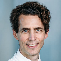 Prof. Dr. med. Urs Voßmerbäumer, MSc, FEBO, DIU