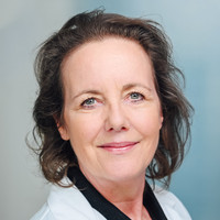 Porträt Dr. med. Petra Hödl, Abteilungsleiterin Institut für Pathologie, varisano Klinikum Frankfurt Höchst